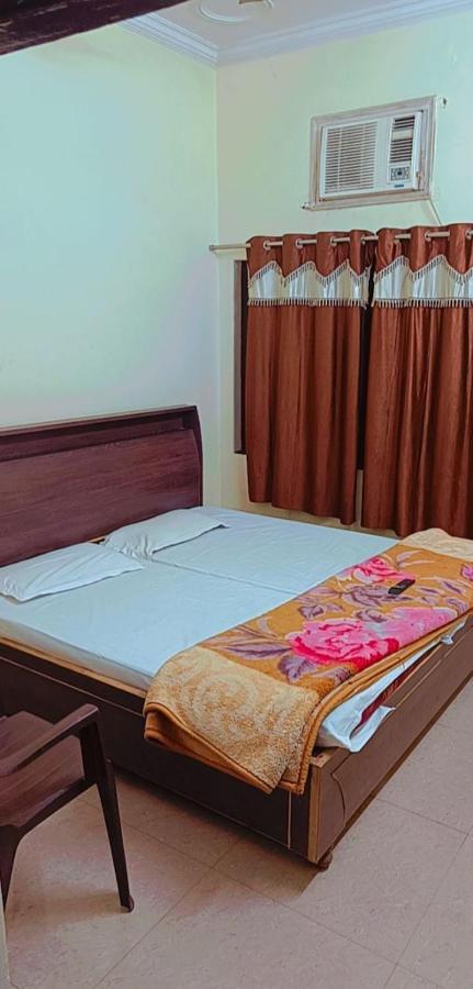 Hotel Bhagirath Varanasi Eksteriør billede